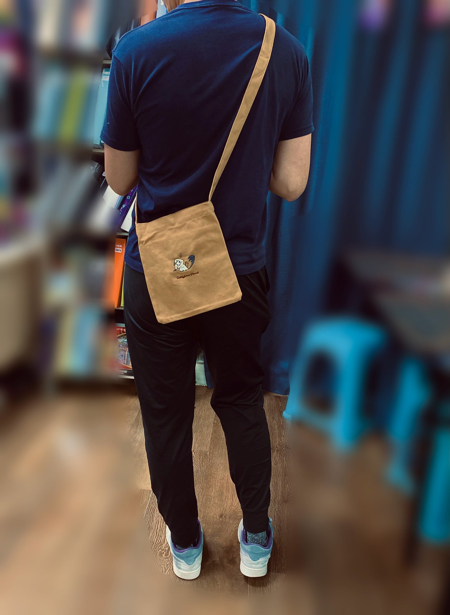 ［預訂額滿］Pokemon 謎擬Q 斜孭帆布袋 (Canvas hand bag - Mimikyu)